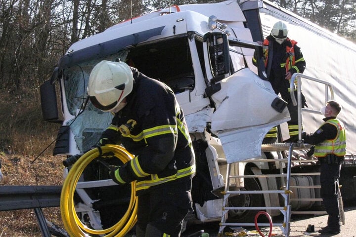 Unfall A5 Heute & Gestern: Aktuelle Unfallmeldungen Von Der A5 | TAG24