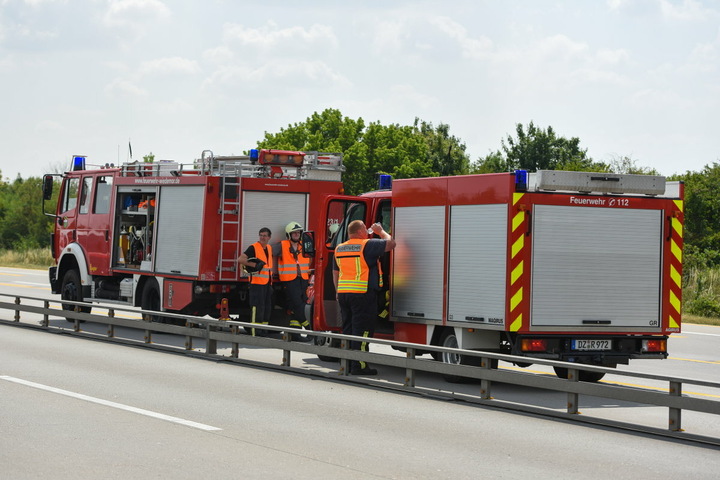 Unfall Am Schkeuditzer Kreuz: Lkw Kracht In Autos, Hubschrauber Im Einsatz!