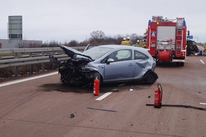 Unfall A9: Schwerer Unfall Auf A9 Sorgte Für Kilometerlange Staus In ...