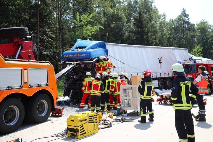 Unfall Thüringen: Verkehrsunfälle von heute - A4 / A9 | TAG24