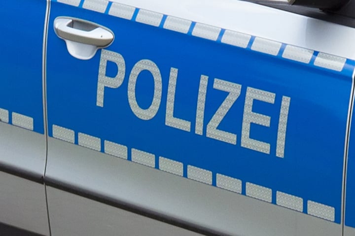 14-Jährige Stößt In Der Dresdner Neustadt Mit Radfahrer Zusammen ...