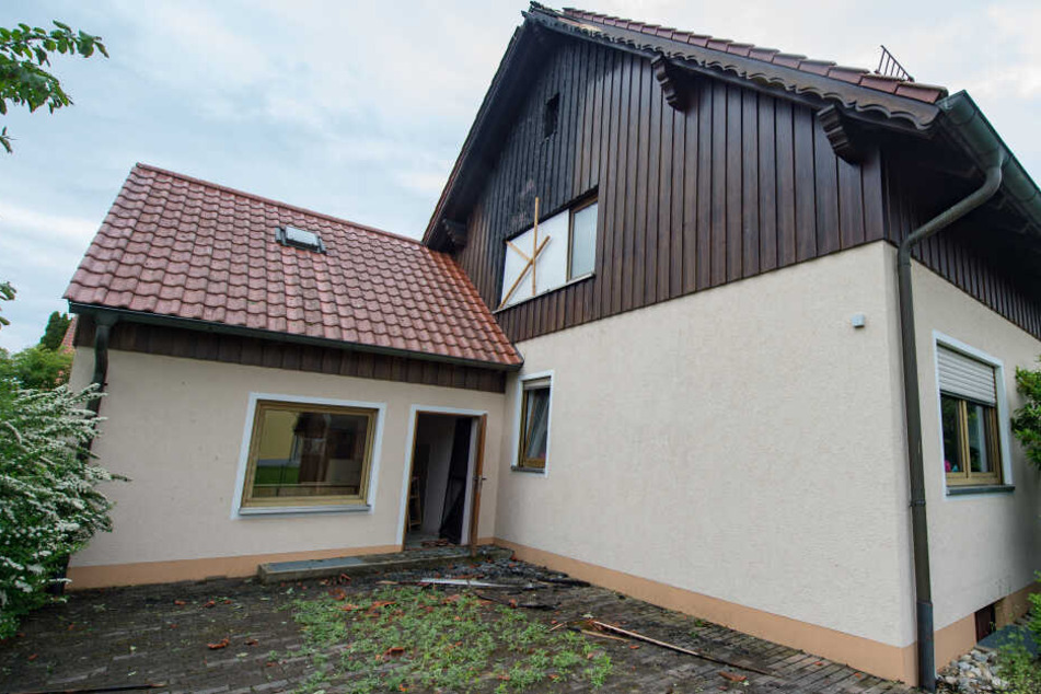 Der 37-jährige Ehemann wohnt zusammen mit seiner Frau und Tochter in einer Asylunterkunft. (Symbolbild)