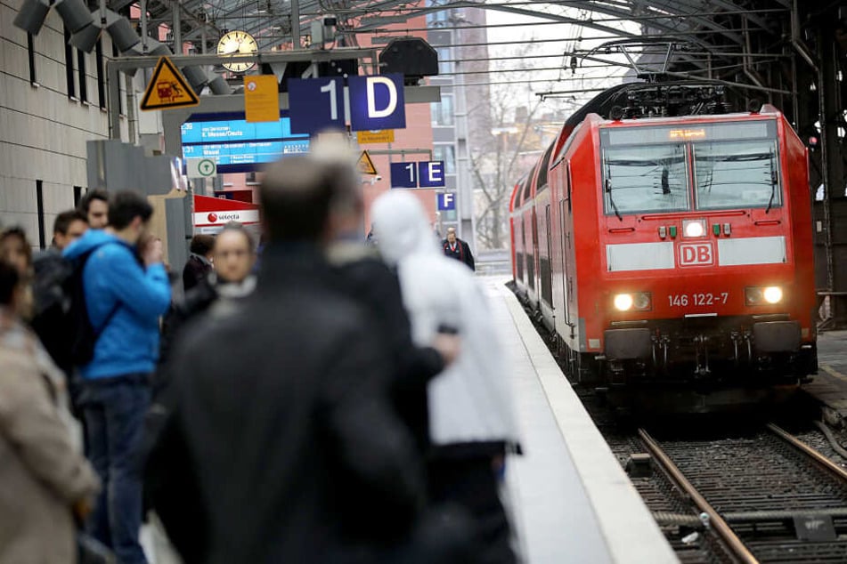 Die DB Regio NRW konkurriert mit National Express.