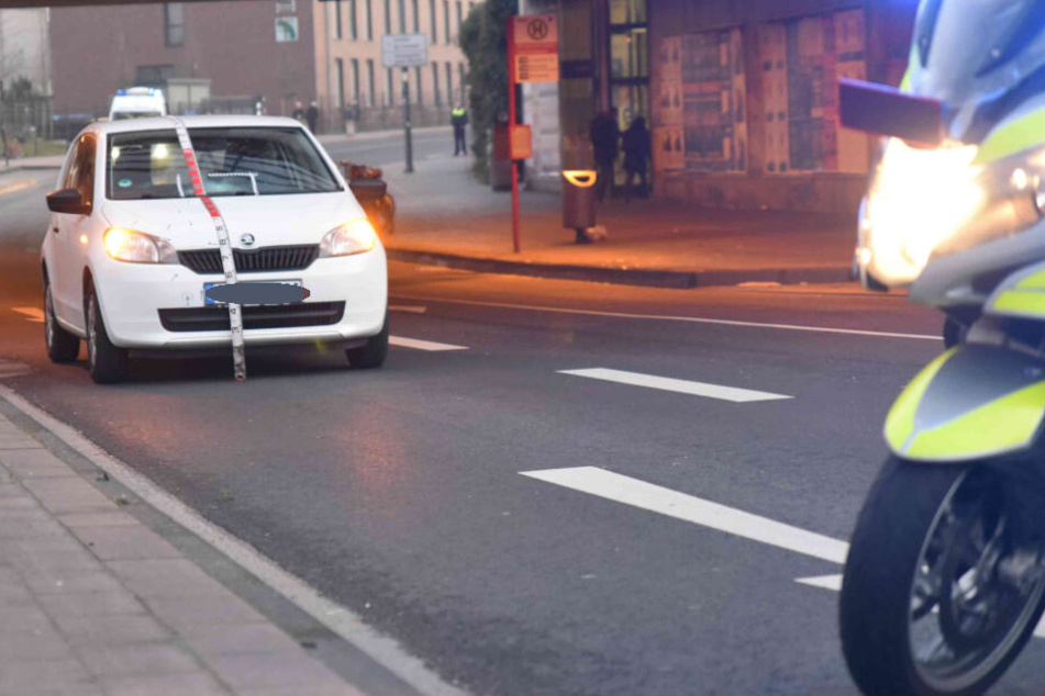 Junge (11) von Auto in Köln-Müngersdorf erfasst
