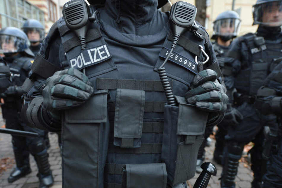 Etwa 70 Beamte werden am heutigen Donnerstag gefährliche Einsätze proben. (Symbolbild)