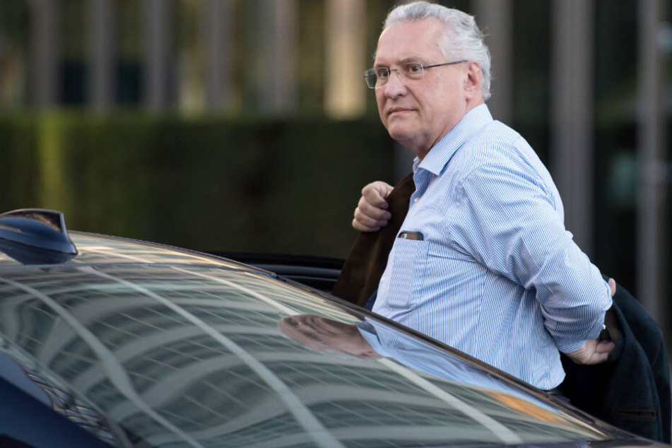 Bayerns Innenminister Joachim Herrmann hat eine klare Meinung zum Vorfall.