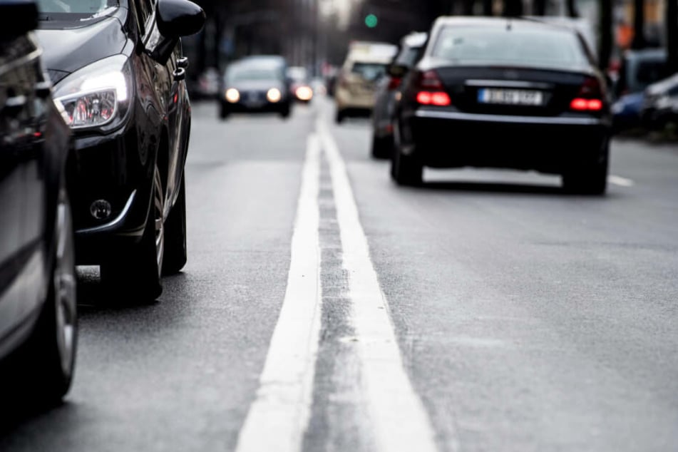 Die "Umwelt-Spuren" werden auf der Merowinger- (Foto) und auf der Prinz-Georg-Straße angelegt.