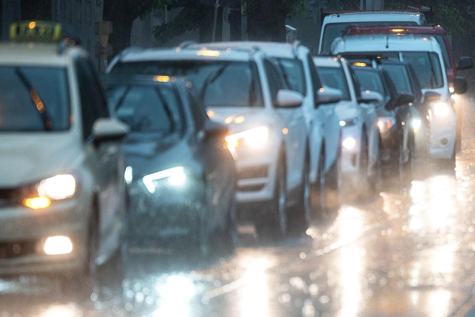 In den kommenden Nächten müssen die Menschen in Frankfurt und Hessen ebenfalls mit Regen rechnen. (Symbolfoto)