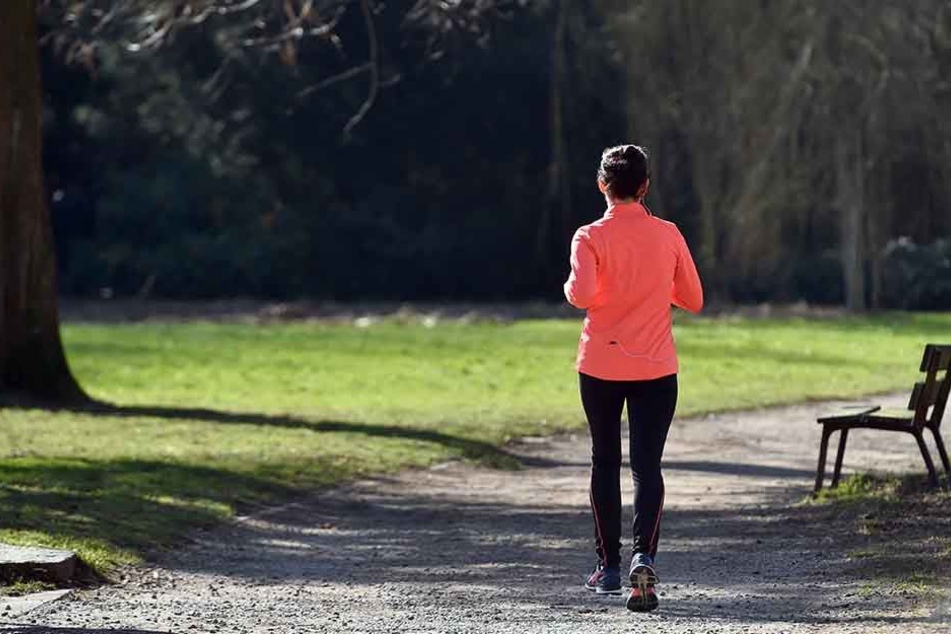 Ob laufen, walken, joggen, sprinten oder gehen - wichtig ist die Bewegung.