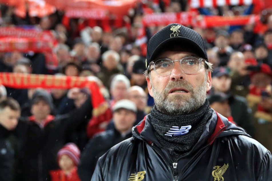 Liverpools Trainer Jürgen Klopp kam sich vor "wie der Ochs vor dem Berg", als er Kovacs warten musste.