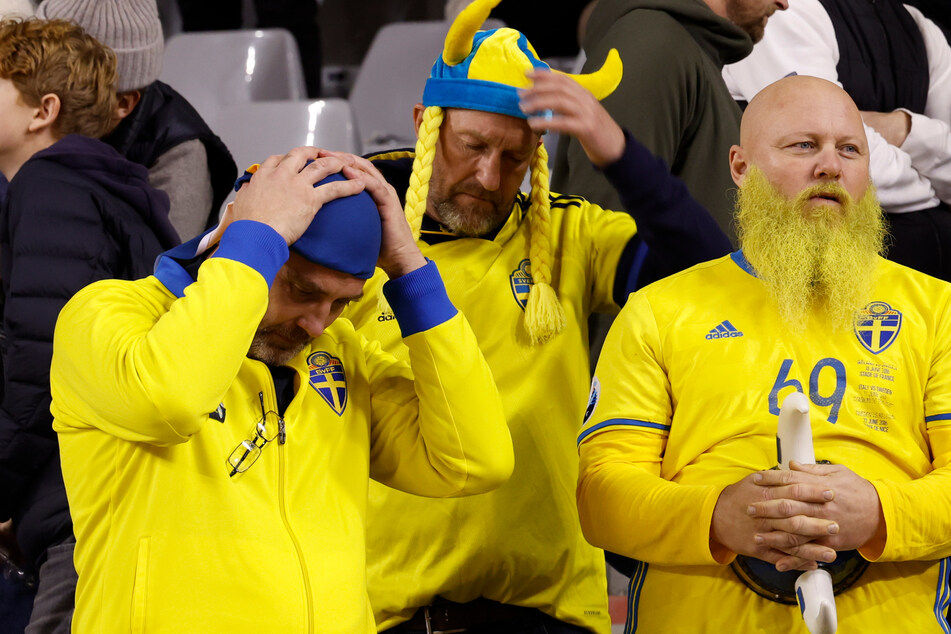 Für einige schwedische Fans war es keine leichte Aufgabe, ihre Herkunft zu verstecken.