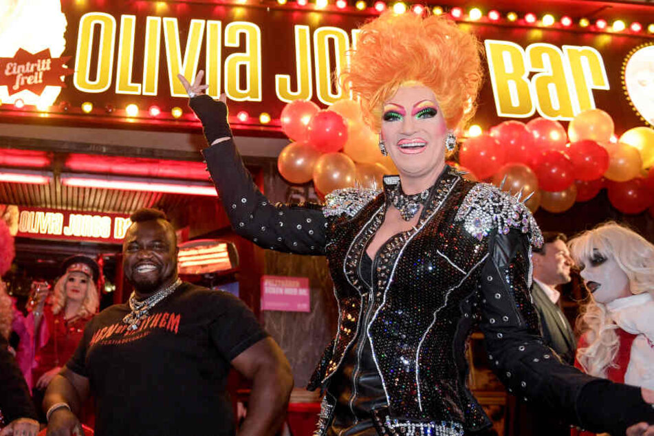 Travestiekünstlerin Olivia Jones hat sich auf St. Pauli ein kleines Lust-Imperium aufgebaut.
