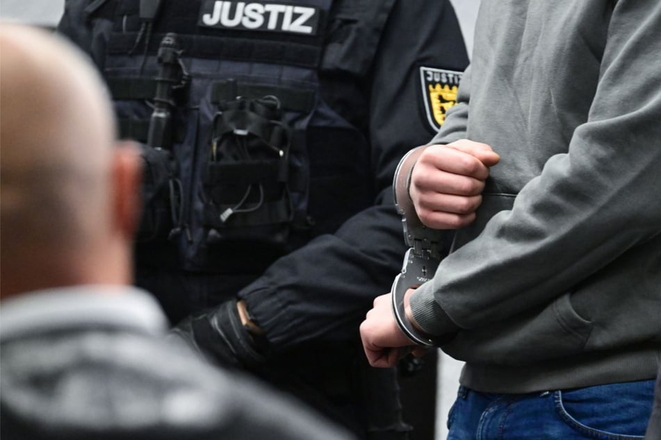 Zwei Frauen sterben bei Autorennen in Ludwigsburg: Angeklagte brechen Schweigen