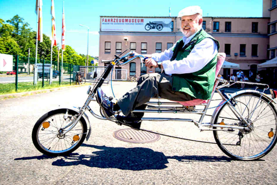 Das Sesselrad von Tüftler Anton Halibrand (65) dürfen die Besucher Probe
fahren.