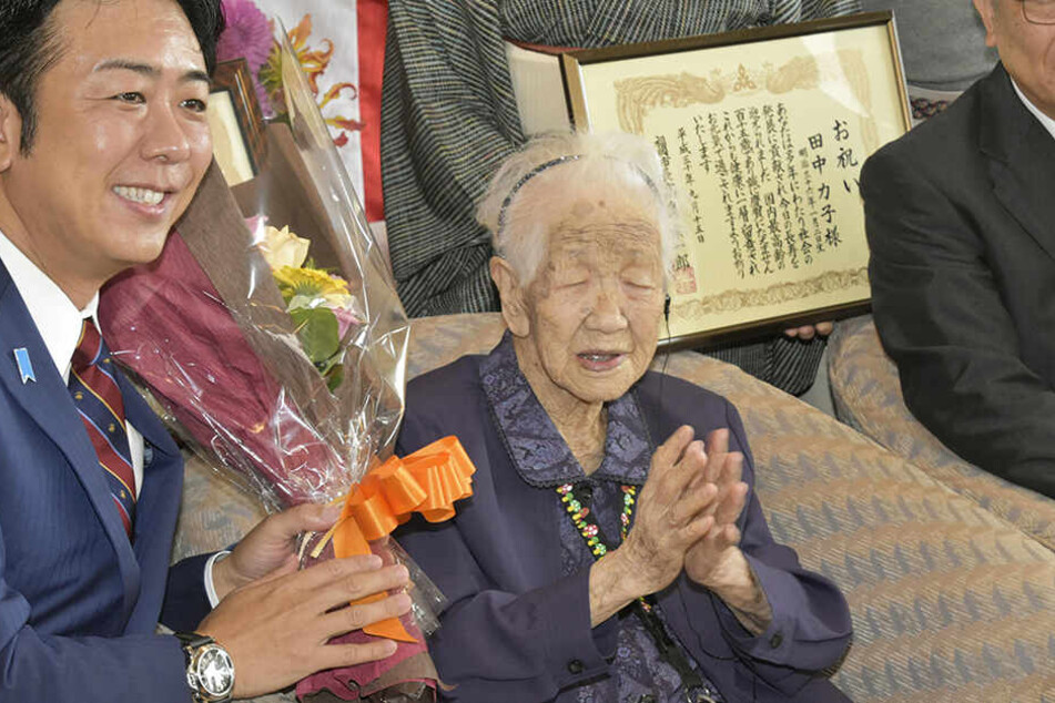 Vor einem Jahr, am 14. September 2018, wurde Kane Tanaka als älteste Frau Japans gekürt. Sie ist eine der über 70.000 über 100-Jährigen Japans.
