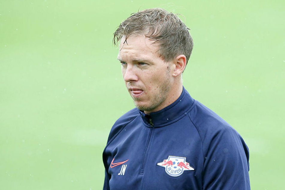 RB Leipzigs neuem Trainer Julian Nagelsmann (32) stehen für seine Pflichtspiel-Premiere am Sonntag in Osnabrück wenige fitte Spieler zur Verfügung.