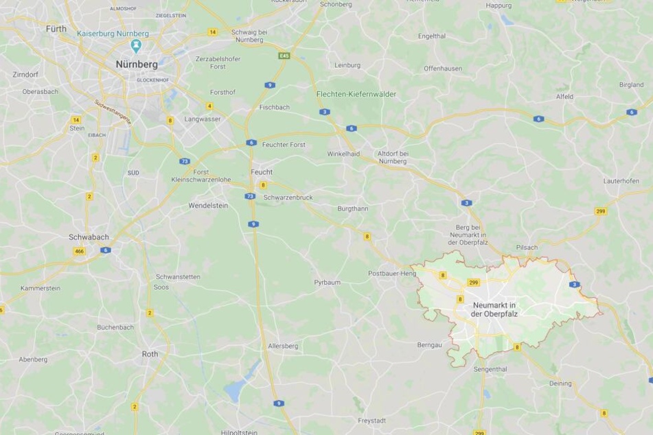 Ein Unfall in Neumarkt in der Oberpfalz im Jahr 2019 hat für eine Ersthelferin erhebliche Folgen.