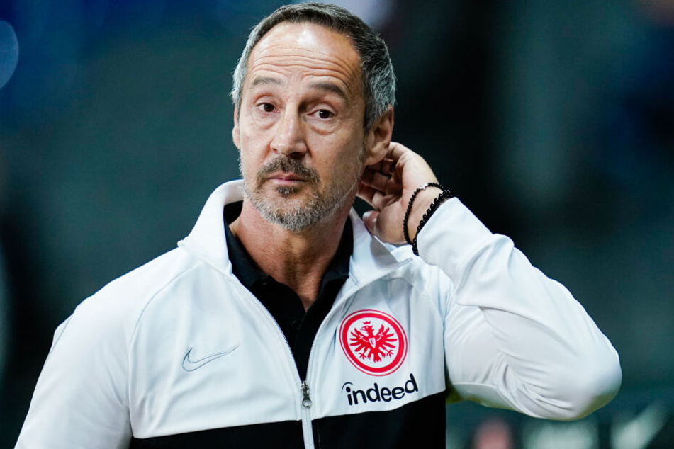 Eintracht-Coach Adi Hütter muss in London auf Bas Dost und Sebastian Rode verzichten.