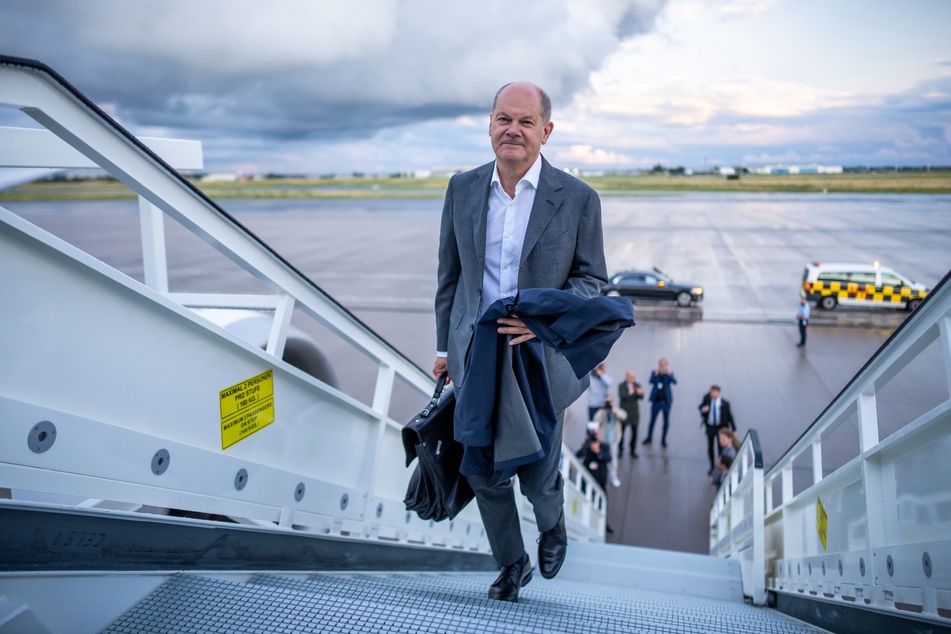 Vier Reisen mit der Flugbereitschaft der Bundeswehr orderte das Bundeskanzleramt für Olaf Scholz (66) während der Europameisterschaft in Deutschland.