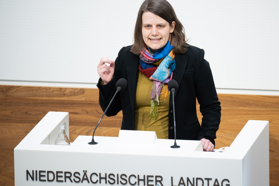 Julia Willie Hamburg (34, Bündnis 90/Die Grünen).