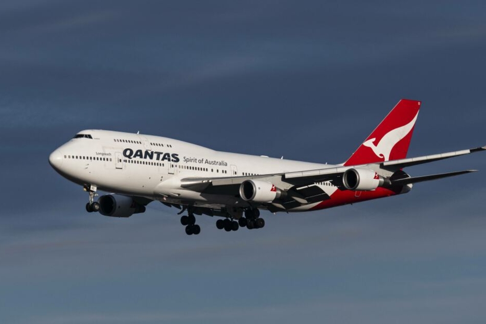 Die Frau starb auf einem Qantas-Flug von Los Angeles nach Melbourne.