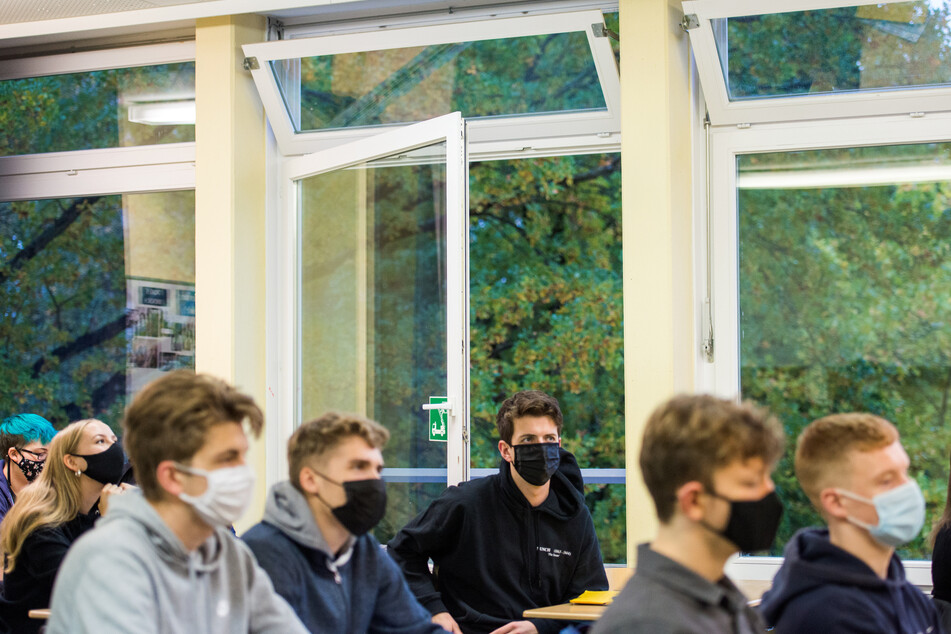 Am 26. Oktober beginnt in Nordrhein-Westfalen die Schule nach den Herbstferien unter verschärften Corona-Auflagen.