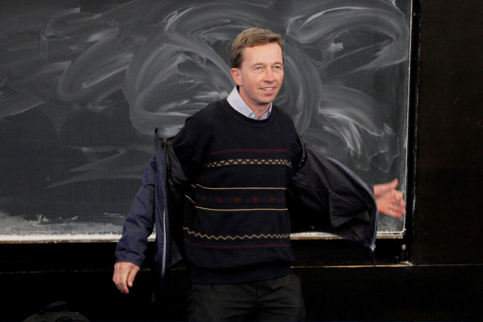 Bernd Lucke versuchte an der Uni Hamburg seine Antritts-Vorlesung zu halten.