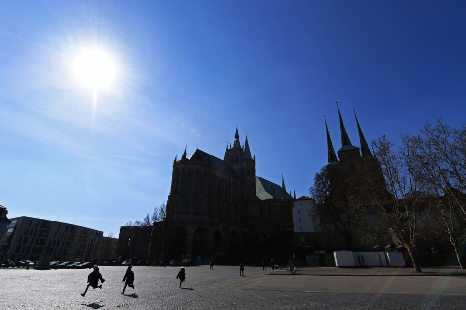 Vor dem Erfurter Dom wird der Autofrühling stattfinden.