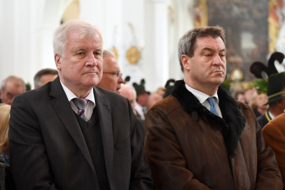 Eine neue Umfrage bereitet Seehofer und Söder Kopfzerbrechen.
