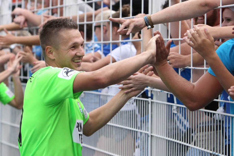 Daniel Frahn will mit den CFC-Fans den dritten Punktspielsieg in Folge bejubeln können.