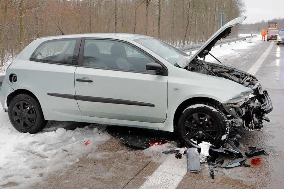 Die Fahrerin des Fiat kam verletzt ins Krankenhaus.
