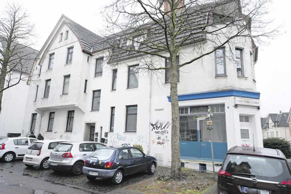 In diesem Gebäude fand die Großrazzia statt.