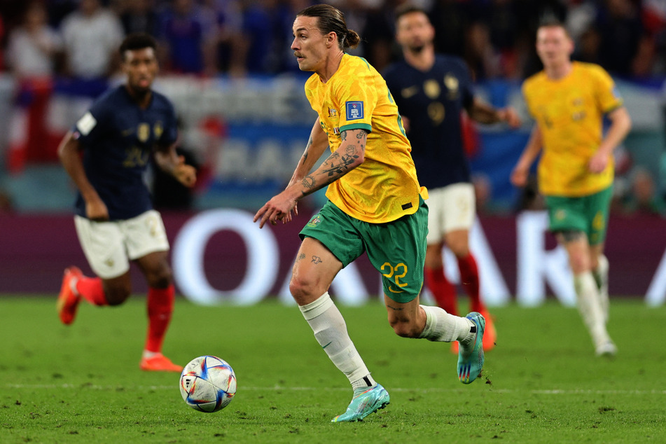 Jackson Irvine spielt für Australien in der Startelf.