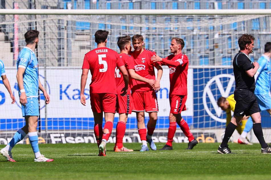 Freude bei den Thüringern: Meuselwitz ging in der ersten Halbzeit in Führung.