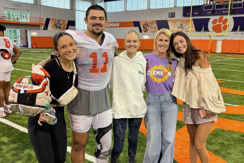 Clemson standout Bryan Bresee pictured with his family during their visit to Clemson Week 2 of college football.