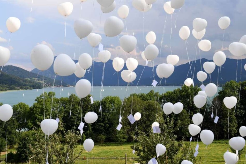Bei städtischen Veranstaltungen sollen in Gütersloh keine Luftballone mehr aufsteigen. (Symbolbild)