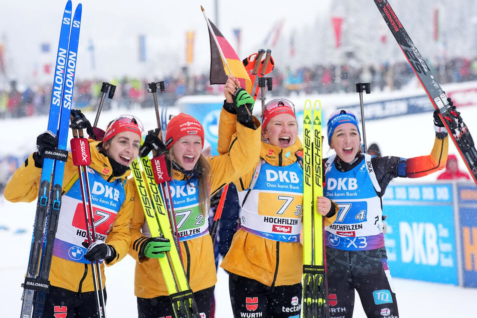 Vanessa Voigt (l.) und Julia Tannheimer (2.v.l.) bescherten dem DSV den ersten Sieg einer Damen-Staffel seit fast vier Jahren.