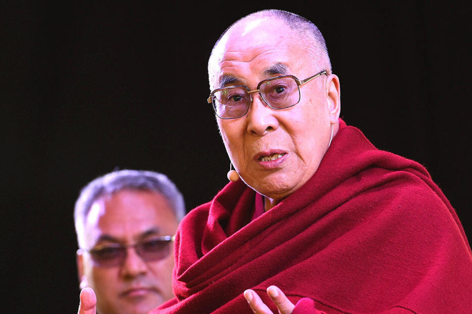 Tenin Gyatso, so sein bürgerlicher Name, muss für zwei bis drei Tage behandelt werden.