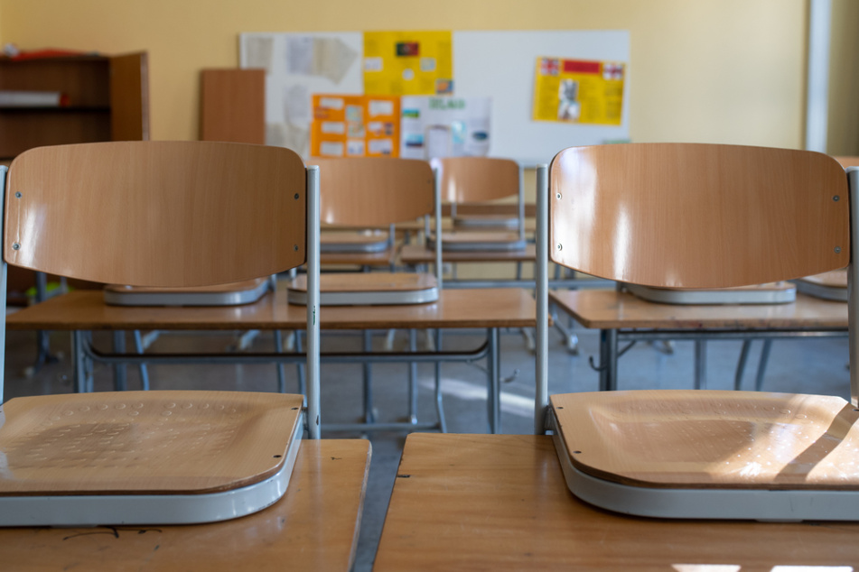 Nach dem Beschluss der Länder über neue Quarantäne-Regeln bei Corona-Fällen in Schulen berät Baden-Württemberg erneut über die Bestimmungen zum Schulstart am 13. September. (Symbolbild)