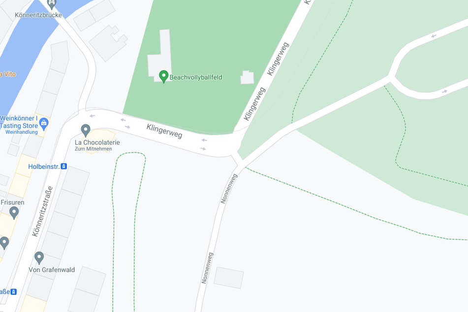 Das geparkte Fahrzeug wurde im Bereich Anton-Bruckner-Allee/Nonnenweg gefunden.
