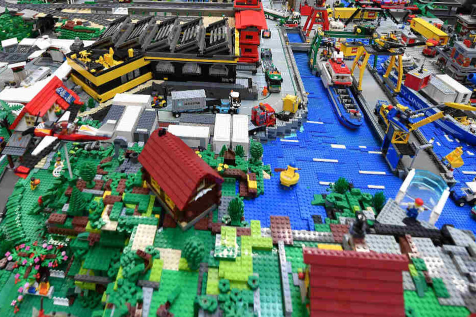 Die Nachbildung einer Stadt aus Lego (symbolbild).
