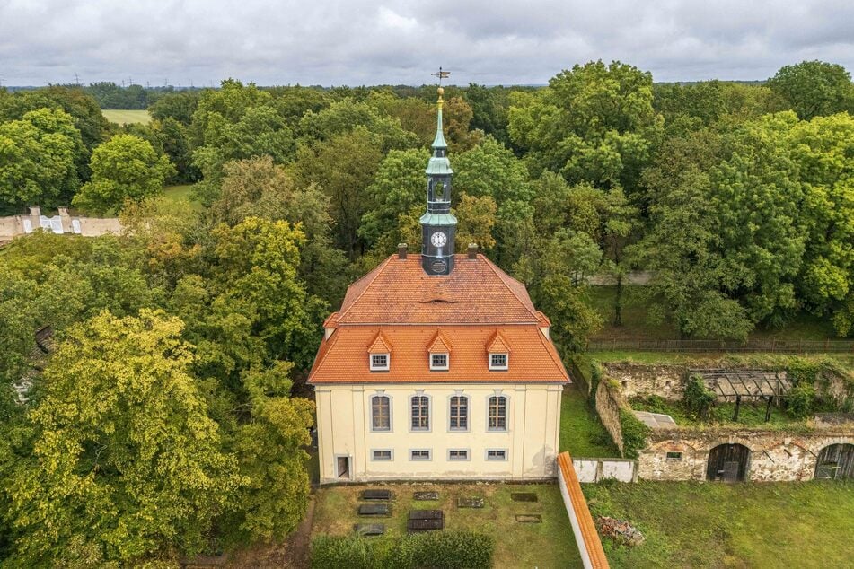Die Schlosskirche Tiefenau gilt als Meisterwerk sächsischer Baukunst.