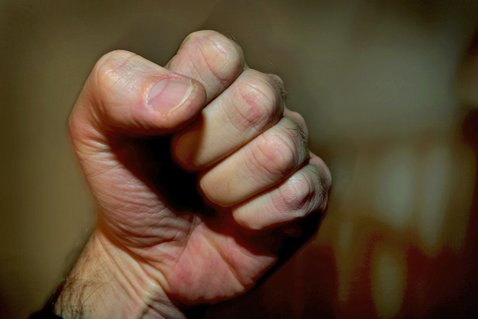Der 50-Jährige fiel einem Gewaltverbrechen zum Opfer. Was genau in seiner Wohnung passierte, machte die Polizei noch nicht bekannt. (Symbolbild)