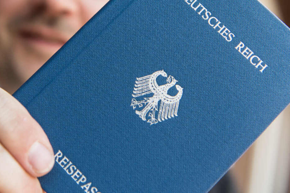 In Hessen leben rund 1000 Reichsbürger. (Symbolbild)