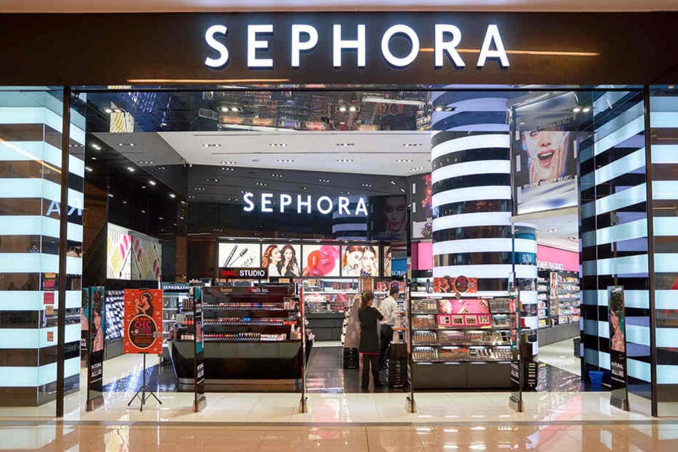 Deutsche Fans können sich auch bald auf die auffälligen Sephora-Läden freuen.