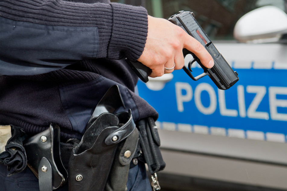 Ein Polizist hat bei einem Einsatz auf einen Angreifer geschossen. (Symbolbild)