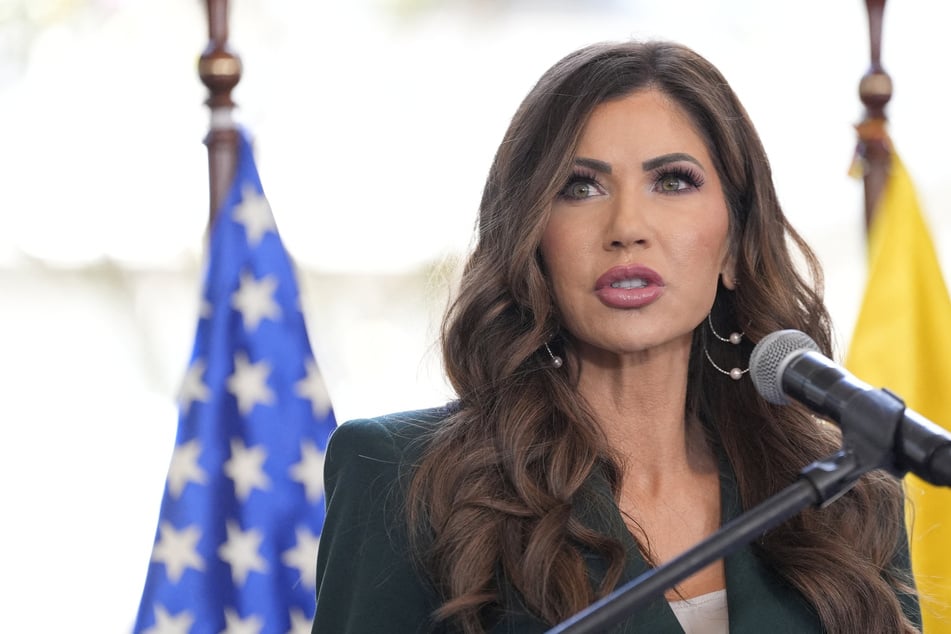 Kristi Noem video blaming Democrats for shutdown to play at airport across the US