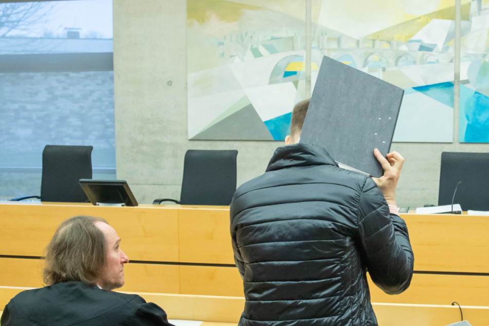 Logopäde soll sieben behinderte Jungen mehrfach missbraucht haben: Plädoyers beginnen!