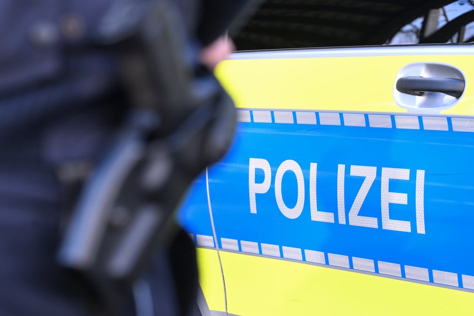 Die Polizei sucht mit Hochdruck nach dem Vermissten. (Symbolfoto)
