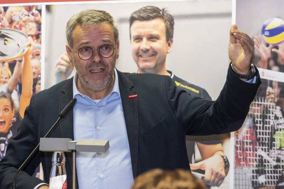 Jörg Dittrich machte klar, dass noch mehr als 130.000 Euro im Etat für die kommende Saison fehlen.